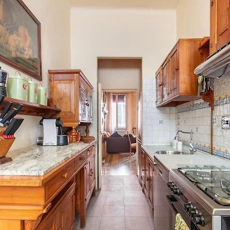 Central Elegant Apartment - Liberty House Bologna Ngoại thất bức ảnh