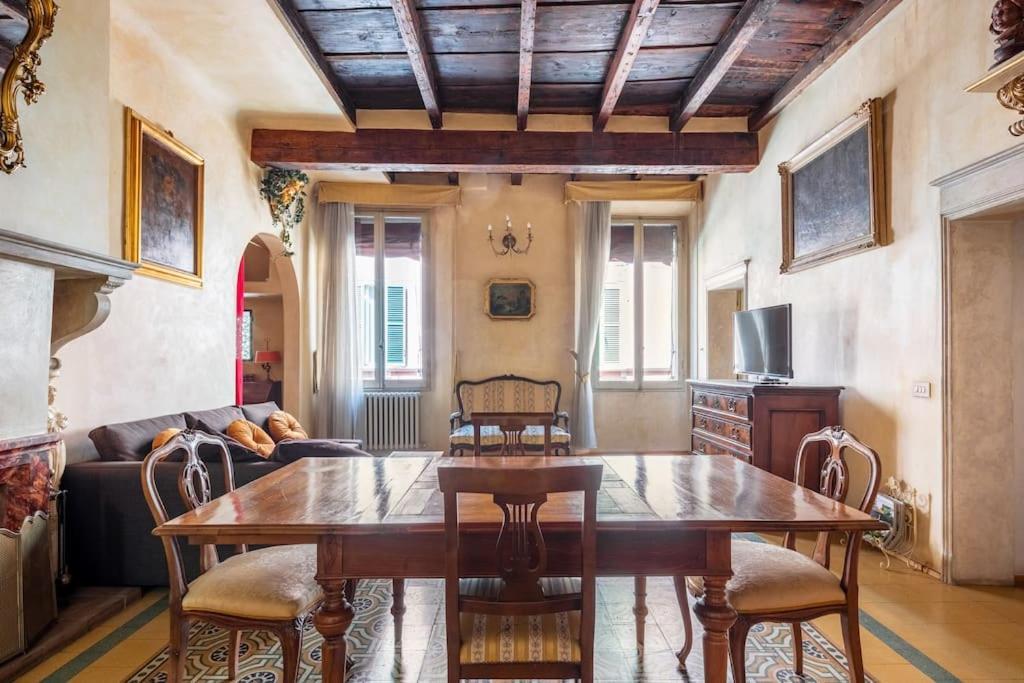 Central Elegant Apartment - Liberty House Bologna Ngoại thất bức ảnh
